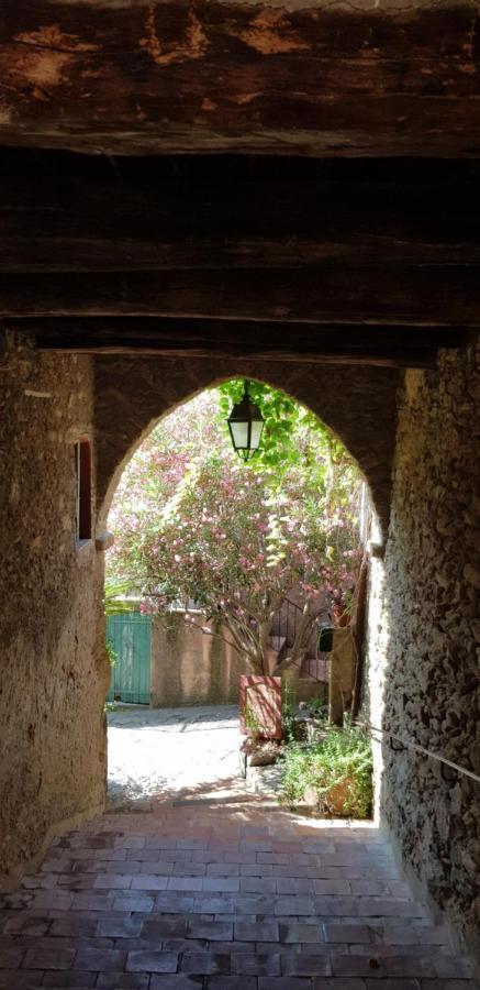 L'Odyssee Provencale, Un Duplex De Charme De 2 Chambres Au Pied Du Village Medieval De Bormes-Les-Mimosas, Offrant Des Prestations Haut De Gamme Et Une Superbe Vue Sur Le Massif Des Maures Экстерьер фото